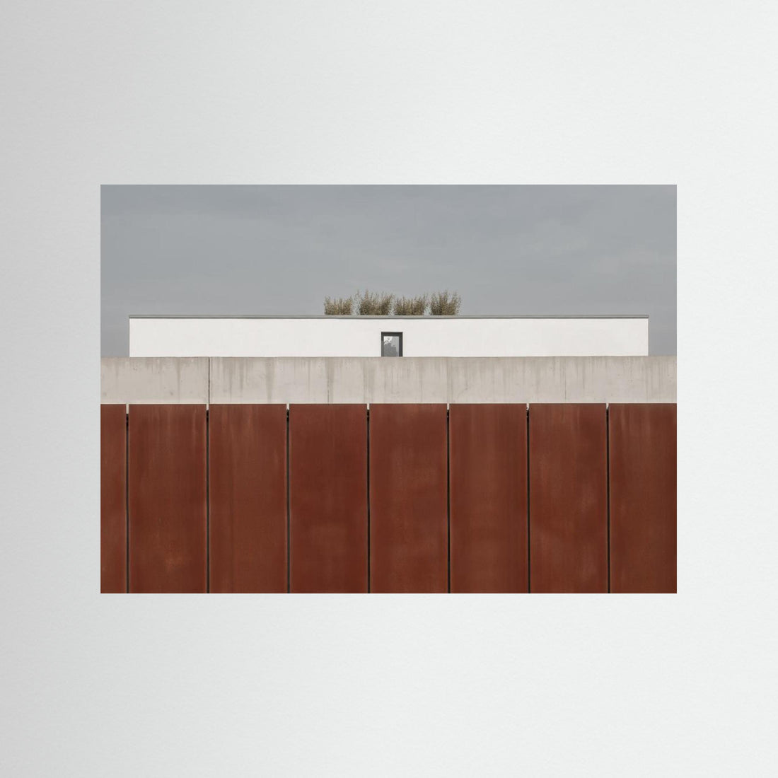 behind the wall by Klaus Lenzen