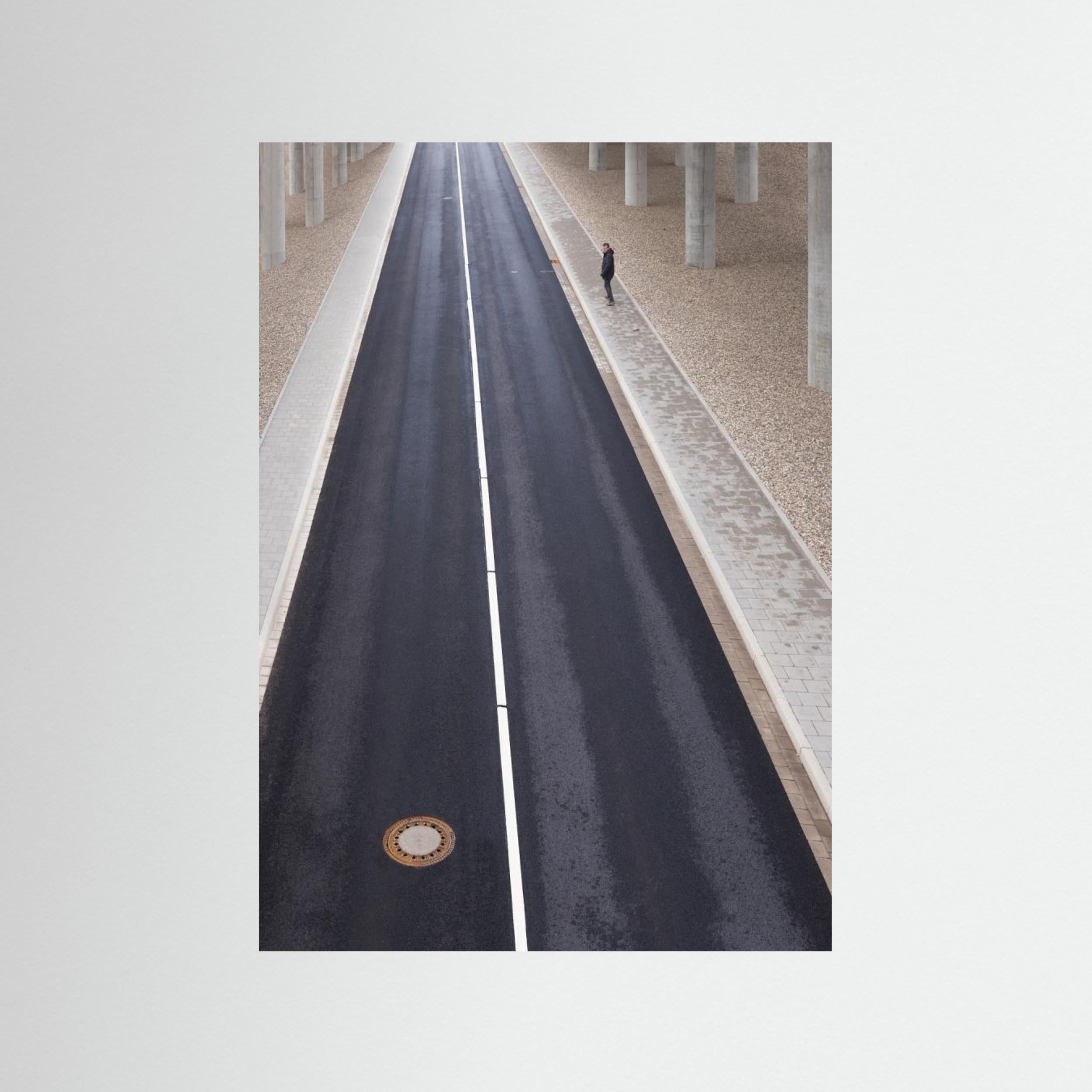 waiting for by Klaus Lenzen